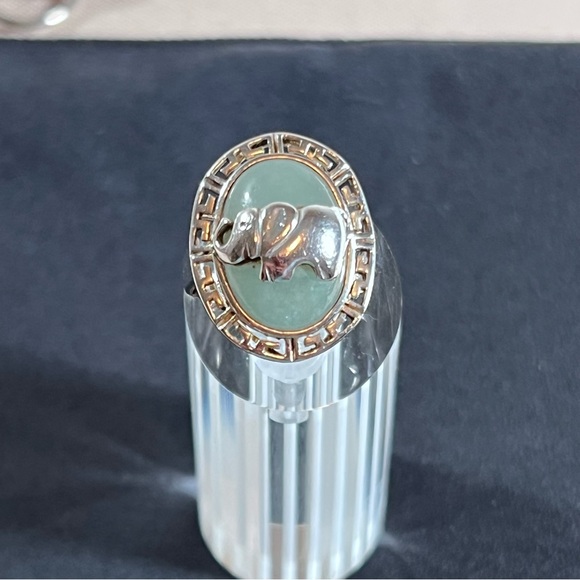 925 Sterling Silver Jade Oval Cabochon Elephant Statement Cocktail Ring Size 6.5 - Picture 1 of 16